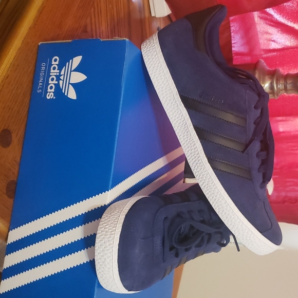 adidas Other - Adidas Gazelle J Sneakers